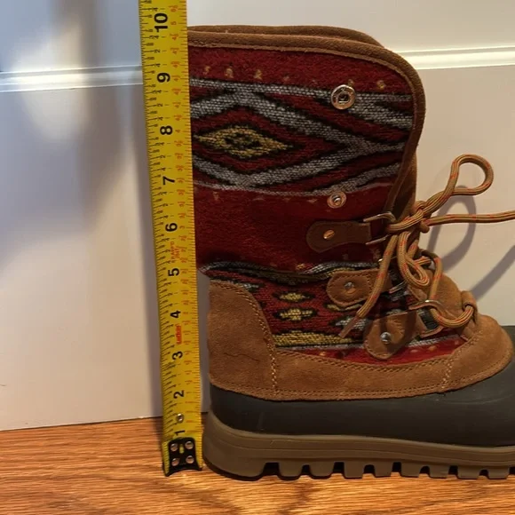 BareTraps Yaegar suede & faux fur adjustable lace up boots w/ Stay Dry System - Picture 15 of 16